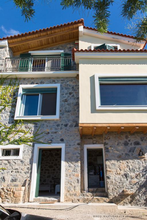 Villa Mos Каламата Экстерьер фото