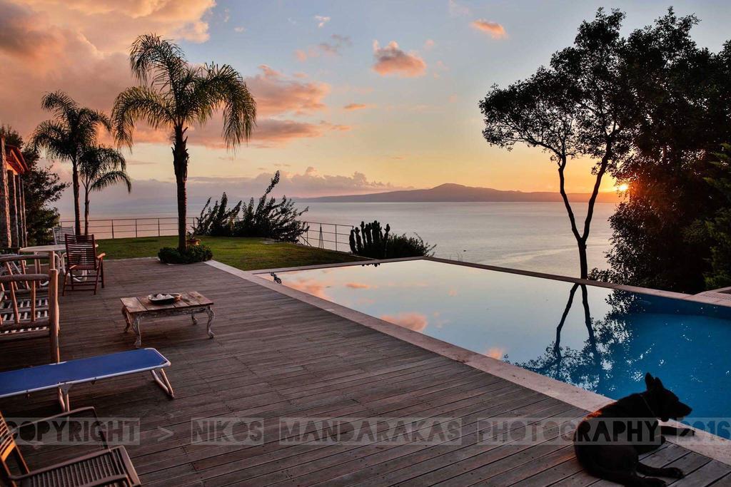 Villa Mos Каламата Экстерьер фото